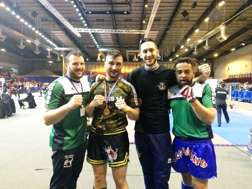 Il termine troisième au championnat de France de KICKBOXING mention  Kick-Light  organisé par la FFKMDA, le samedi 23 mars à Paris !!!