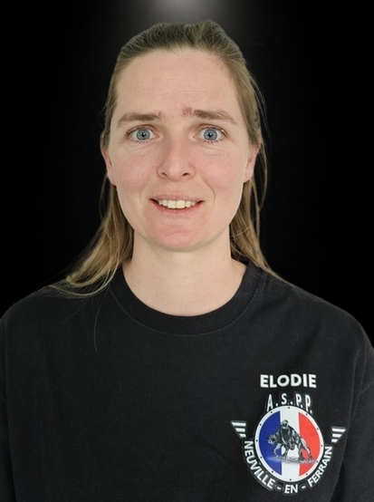 Élodie, coach assistante Pieds & Poings